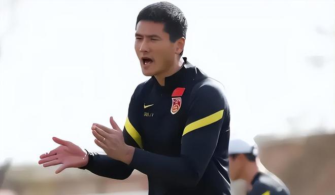 争议！邵佳一任命张玉宁出任国足新队长，3点理由证明他堪当此任