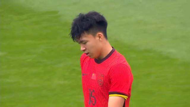 CCTV5直播，U23国足背水一战 5后卫改对攻 王钰栋和蒯纪闻更适配