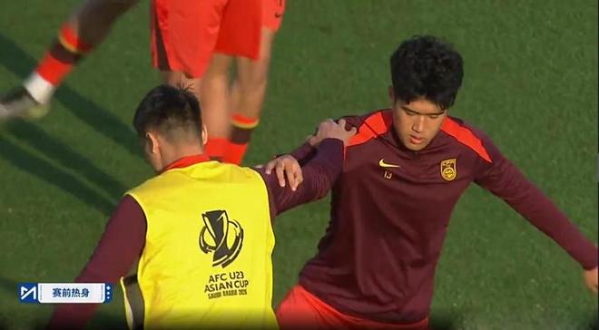 杨希+木塔力甫首发！中国VS澳大利亚：老蒯+陈泽仕王博豪成后手