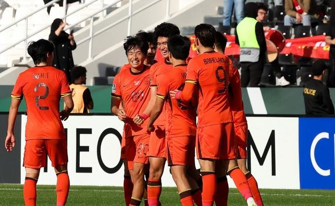 一场1：0验出国足3新星真成色 邵佳一或重点提拔 两人是昔日弟子