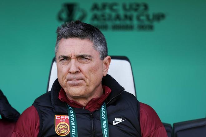 大脚尼奥”有什么寒碜？中国足球现阶段没资本空谈主义