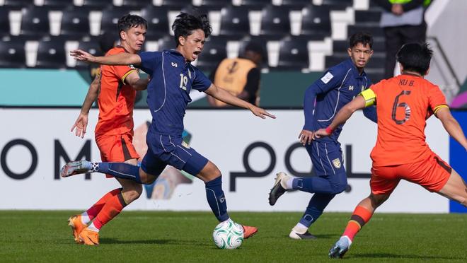 6次出战，首次出线！U23国足0-0泰国，闯入八强，3天后对阵乌兹