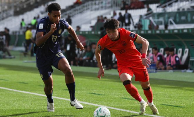 0-0！国足U23艰难战平泰国U23，小组出线创历史，8强赛战乌兹别克