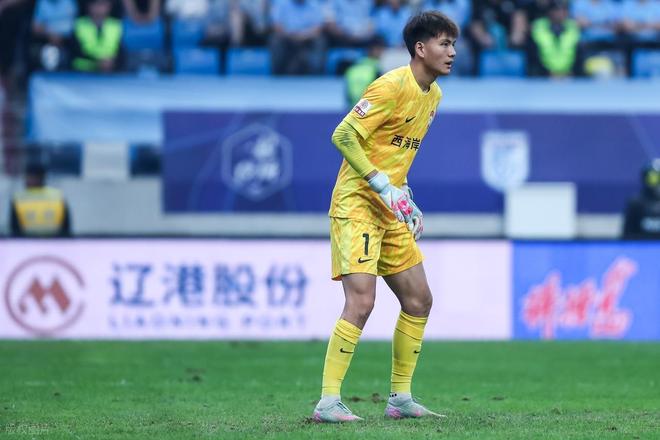 创纪录！3战1胜2平小组第2出线，1人是最大功臣，邵佳一功不可没