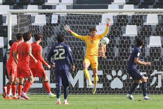 U23亚洲杯首次出线创历史！中国0-0泰国获第2 李昊屡救险 4人染黄