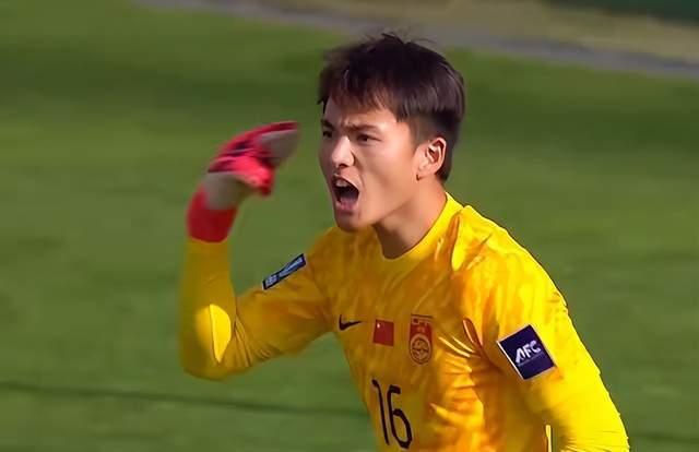 李昊今夜做出精彩扑救！U23亚洲杯：一场0-0，国足惊险晋级8强