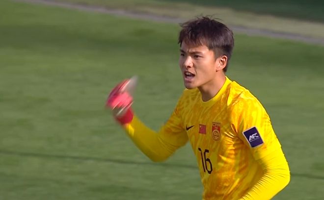李昊又献神级扑救！3场5次封出必进球，拜合拉木险入乌龙球