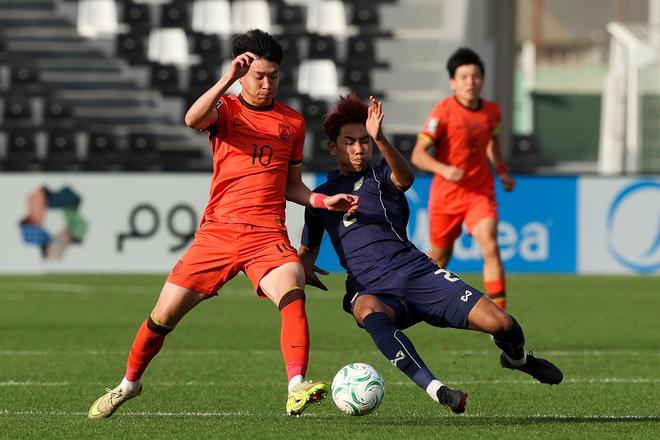U23亚洲杯国足逼平泰国队历史性出线，17日向四强发起冲击