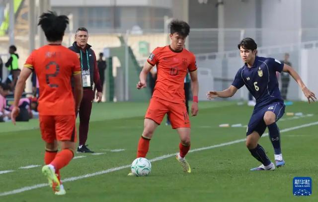 U23亚洲杯｜U23国足转战吉达当晚开练