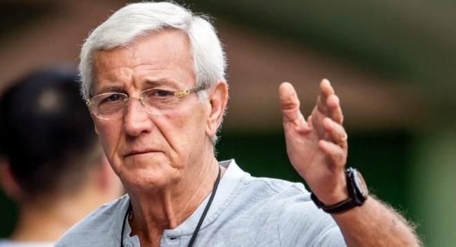 上港冬训迎来一位名帅造访俱乐部，曾带国足进世界杯，引发热议