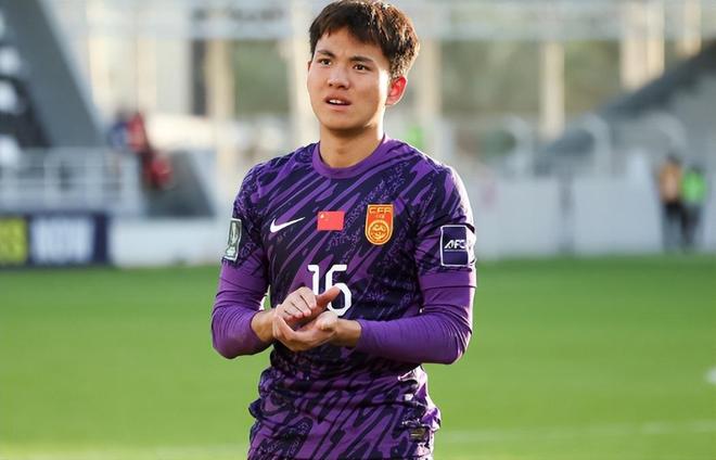 一场0·0验出U23国足两大水货 表现平庸难堪大用 打乌兹别克不能用