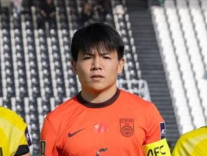 青岛记者：U23国足队长徐彬接近加盟英超狼队