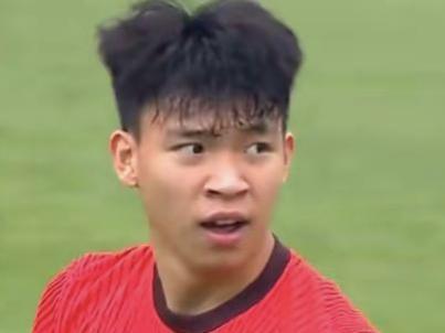 李昊继续封神U23国足点球4:2淘汰乌兹别克，半决赛对阵越南