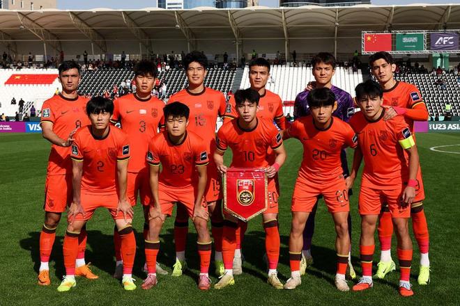 西海岸老总确认！U23国足双星可售 5成概率离队 申花已加价追李昊