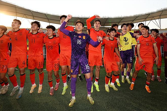 中越大战倒计时！董路为国足支招：把越南当成日本踢，我们就能赢