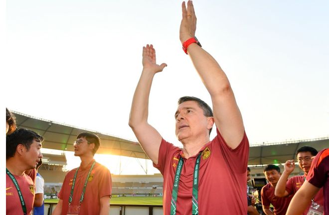 半决赛将战越南！安东尼奥：为进入决赛而战，改变战术到时候再说