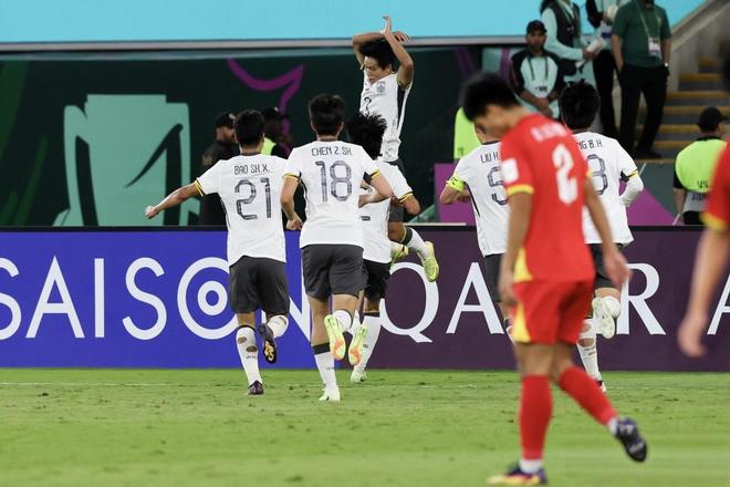 感谢崔康熙！他上赛季的病退，让中国U23拥有了一名带刀后卫