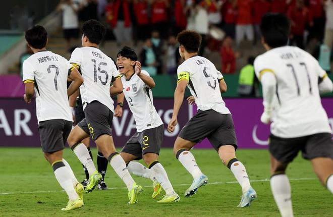 3-0！安东尼奥骗了球迷！中国会踢美丽足球 彭啸带刀！向余望正名