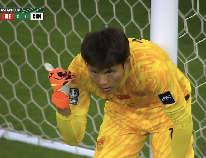 伟大的3-0！U23国足晋级亚洲杯决赛，改写22年历史，盼赢日本夺冠