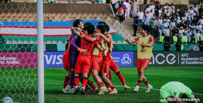 U23亚洲杯半决赛上半场国足0-0暂时踢平越南 国足占65%控球率