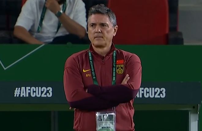 里皮附体！安东尼奥用兵如神，气走越南主帅，现在可以叫他教父