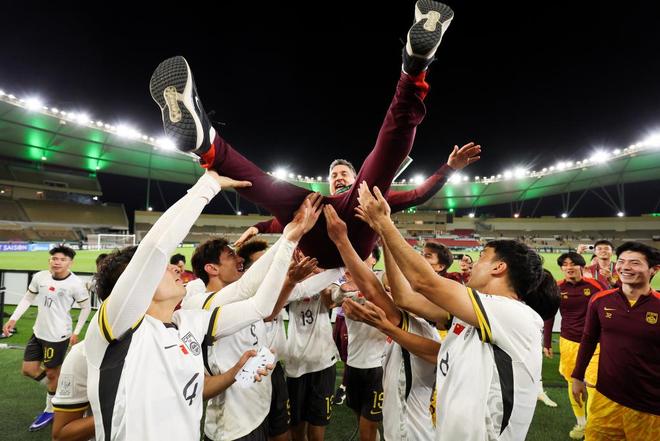 体坛联播｜展望决赛U23国足不惧日本，阿森纳欧冠力克国米