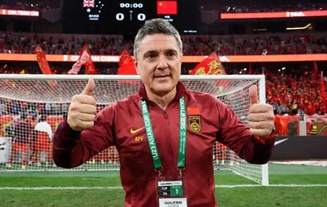 铁腕治军！安东尼奥带队2大奇招：禁外卖+屏蔽媒体，偷师邵佳一？