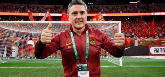 U23国足最新动态：安东尼奥炮轰亚足联，两球员将留洋不含王钰栋