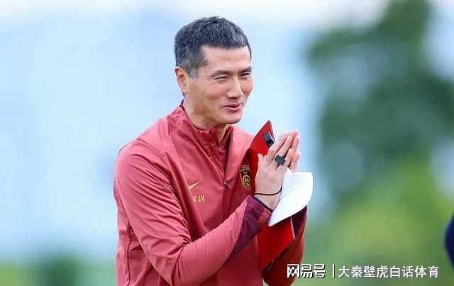 2-0大爆冷！国足掀翻亚洲第5克，全场压着踢，邵佳一战胜卡纳瓦罗