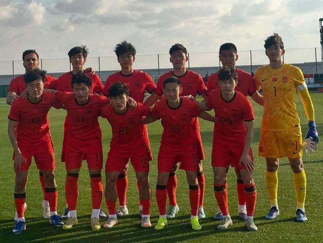 朱鹏宇踢上国足首发，邵佳一伯乐 大连坐拥4国脚 斯坦丘升级战术