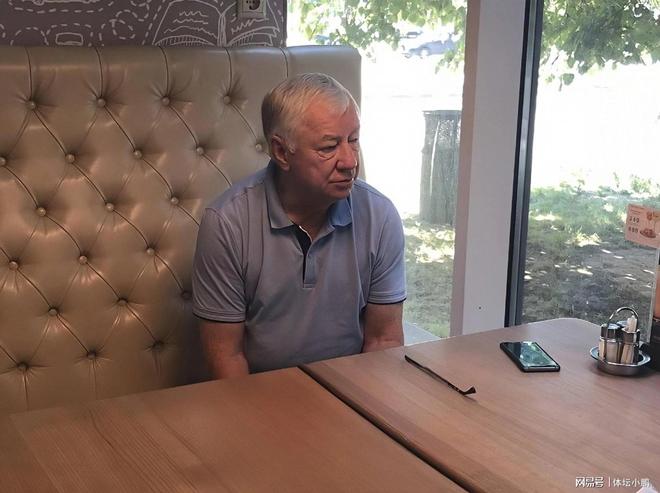 前泰山主帅鲍里斯离世，曾率队7连胜却被解雇，80岁自荐国足教鞭