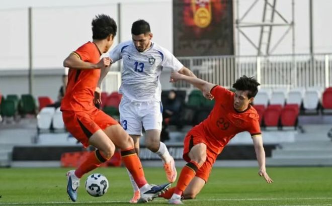 邵佳一牛啊！3位主帅不敢重用之人，被他激活，3场为国足轰进3球