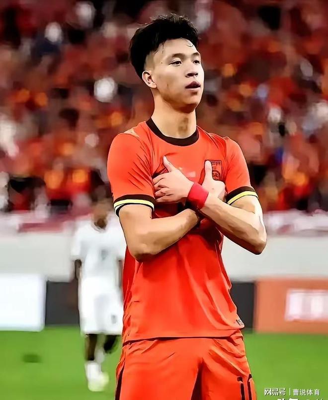 破案了！U23国足王牌王钰栋留洋悬念尘埃落定，没想到东体这样说