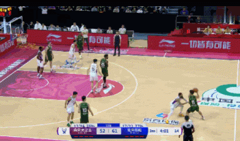 还要适应!9号秀徐远征被里勒单断追防又被扣 里勒对着他摇头嘲讽 还要适应!9号秀徐远征被里勒单断追防又被扣 里勒对着他摇头嘲讽