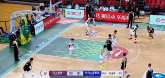 这么铁能赢？长沙勇胜汉普顿17中5拿到25分 克罗斯10中2拿到6分