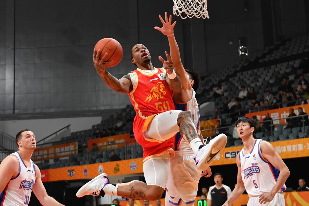 CBA俱乐部杯：广厦两连胜 NBL球队全负