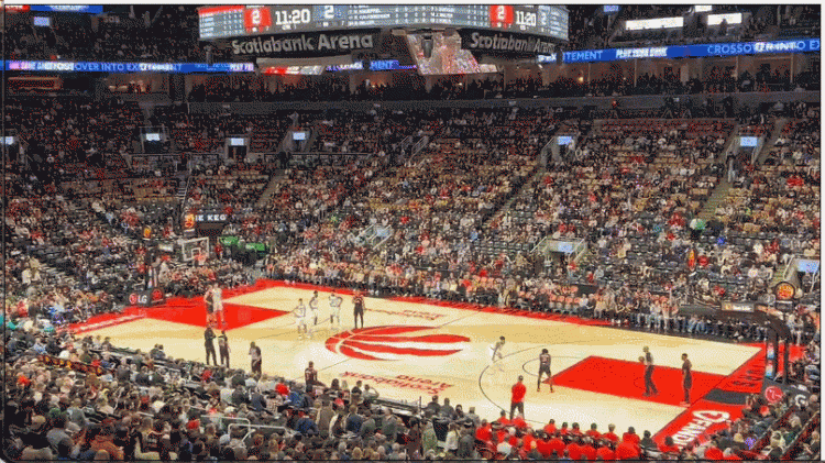 一闪一闪蹦迪现场!猛龙主场计时器灯光闪烁 导致开赛40秒就暂停 一闪一闪蹦迪现场!猛龙主场计时器灯光闪烁 导致开赛40秒就暂停