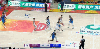 太狼狈!丘天强打陶汉林后者纹丝不动直接站帽帽翻在地 太狼狈!丘天强打陶汉林后者纹丝不动直接站帽帽翻在地