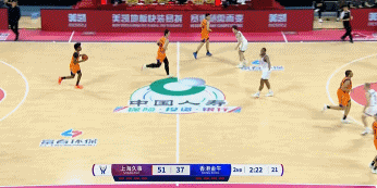 一飞冲天！古德温输送炮弹 李添荣心领神会起飞空接暴扣