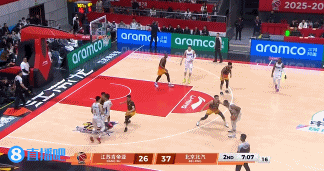 首秀上半场完美发挥!赵睿半场3投全中&三分2中2 独得8分1板2助 首秀上半场完美发挥!赵睿半场3投全中&三分2中2 独得8分1板2助