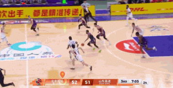起势了！张帆反击横撤步三分打停山东 北控9-0反超