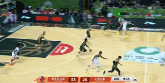 持续发力！郭昊文连投带罚拿到5分 同曦轰8-0领先上海13分