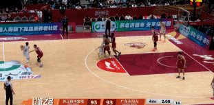 真稳！徐杰关键大空位三分一箭穿心 广东重新掌握主动权！