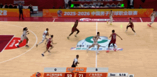 拉开比分！徐杰接球三分稳稳命中 广东轰出11-0攻击波！