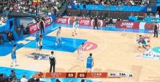 起势了！杰曼突破拉杆上篮2+1 北京一波8-0反超