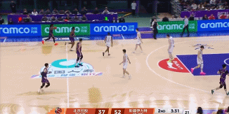 冲击力十足！西伯恩直杀篮下 起飞滑翔暴力虐筐