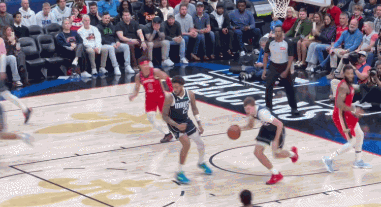 再见少年拉满弓！弗拉格反击接球战斧劈扣