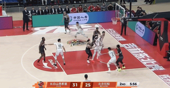 爆发力这么强!廖三宁推反击 朱松玮接球垫步起飞双手滑翔暴扣! 爆发力这么强!廖三宁推反击 朱松玮接球垫步起飞双手滑翔暴扣!