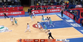 火力压制！段昂君和韦瑟斯庞相继打成2+1 青岛轰出17-2高潮反超