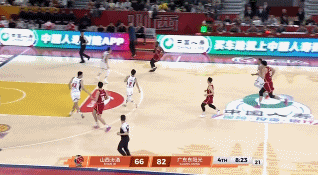 大举反击！诺威尔打成2+1后三分也有 山西轰出10-0迫近比分